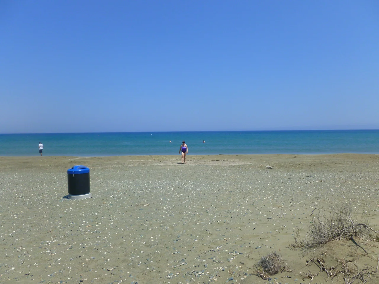 Η παραλία Lady’s Mile, όπως φαίνεται από την ακτή.